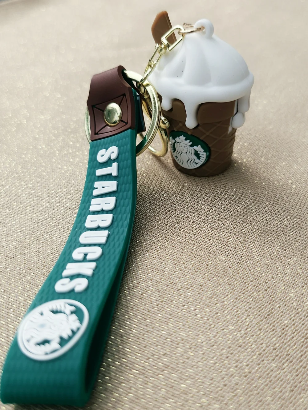 Starbucks Adorable 3D Bearista & Coffee Cup Keychains – You Pick! ☕